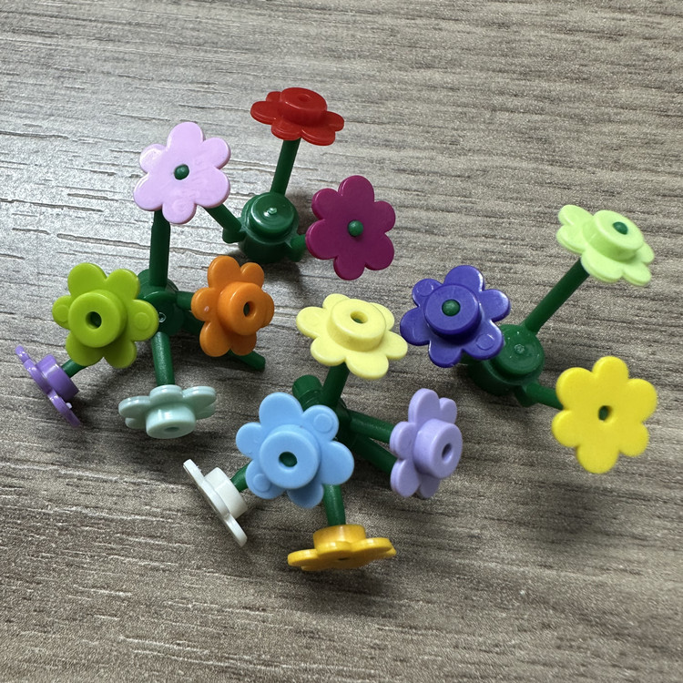 50-1000pcs Small Flower 3742 B - огляд і ціна Building Blocks